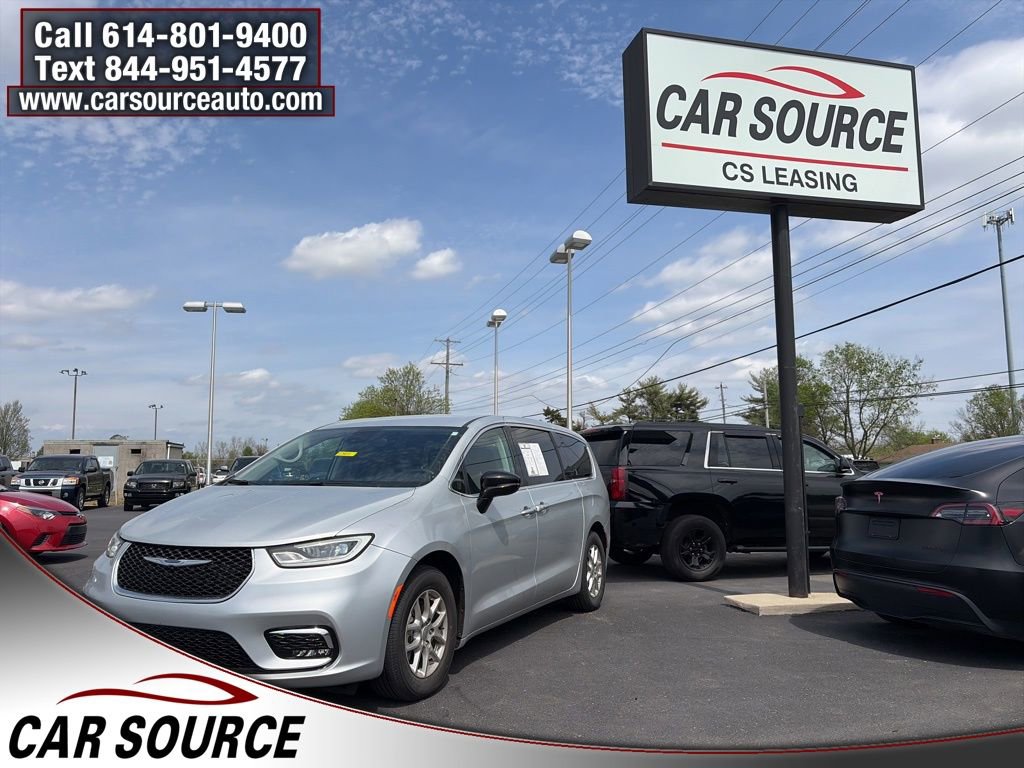 2024 Chrysler Pacifica Touring-L