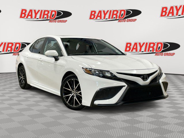Used 2022 Toyota Camry SE w/ Convenience Package