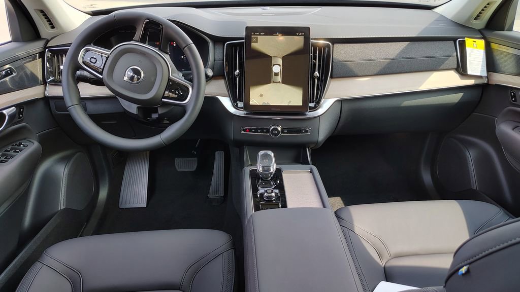 2026 Volvo Xc90 B6 Plus