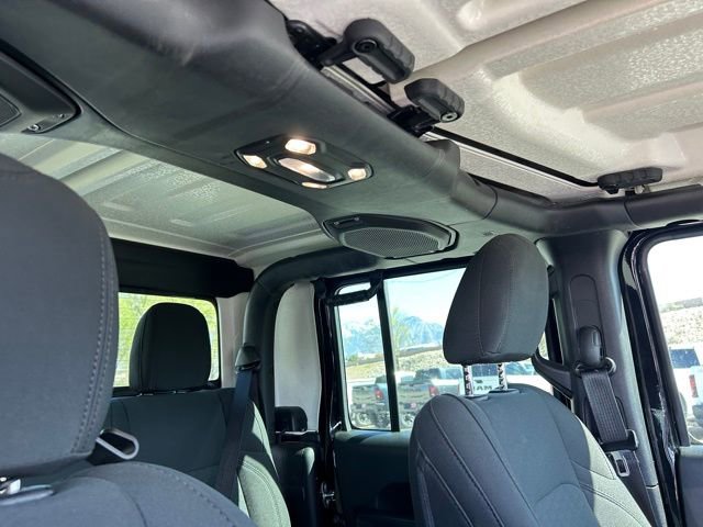 2020 Jeep Gladiator Sport