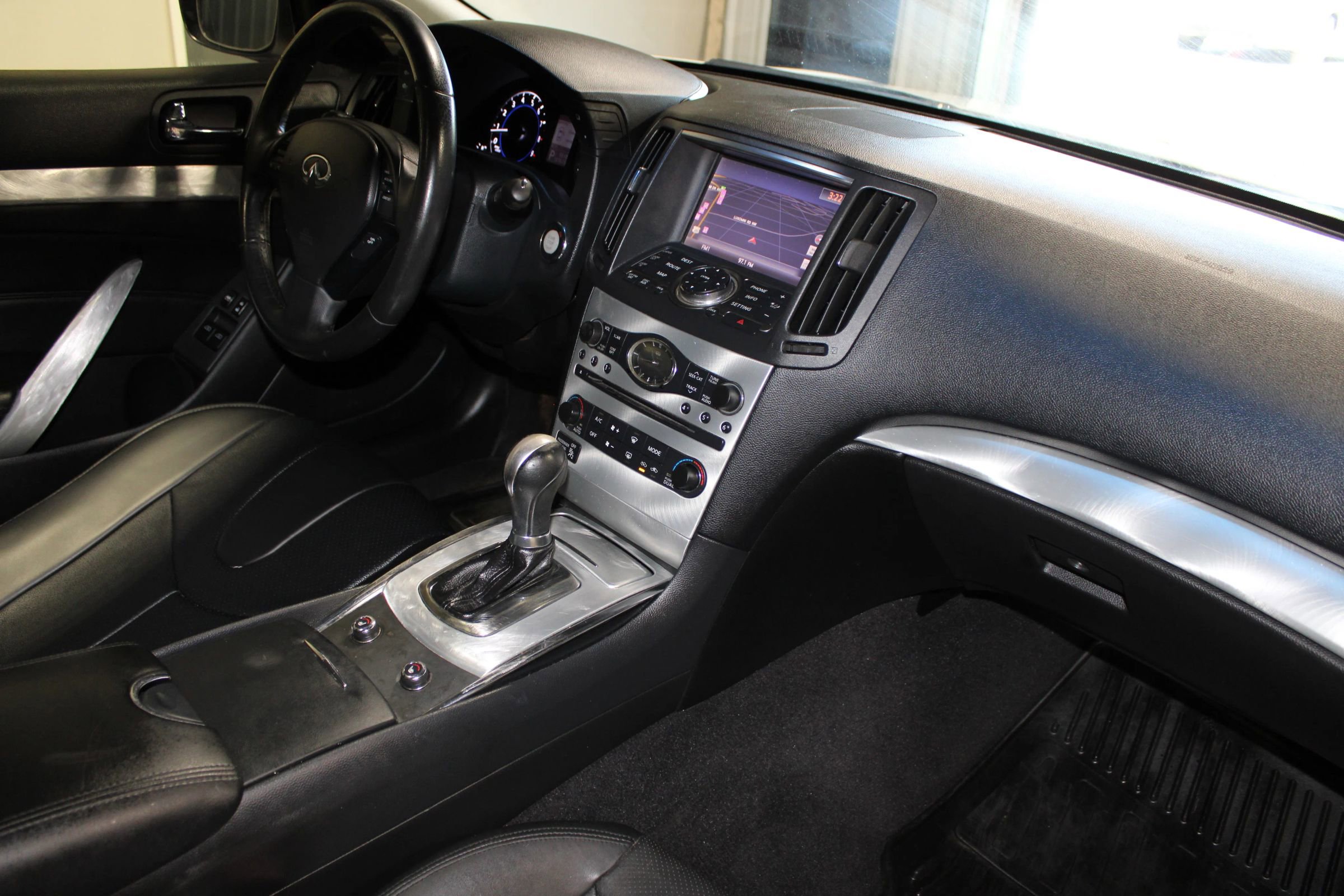 2014 INFINITI Q60 Journey