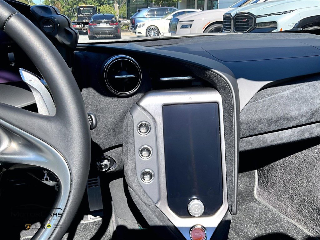 Used 2026 McLaren 750S Spider photo 7