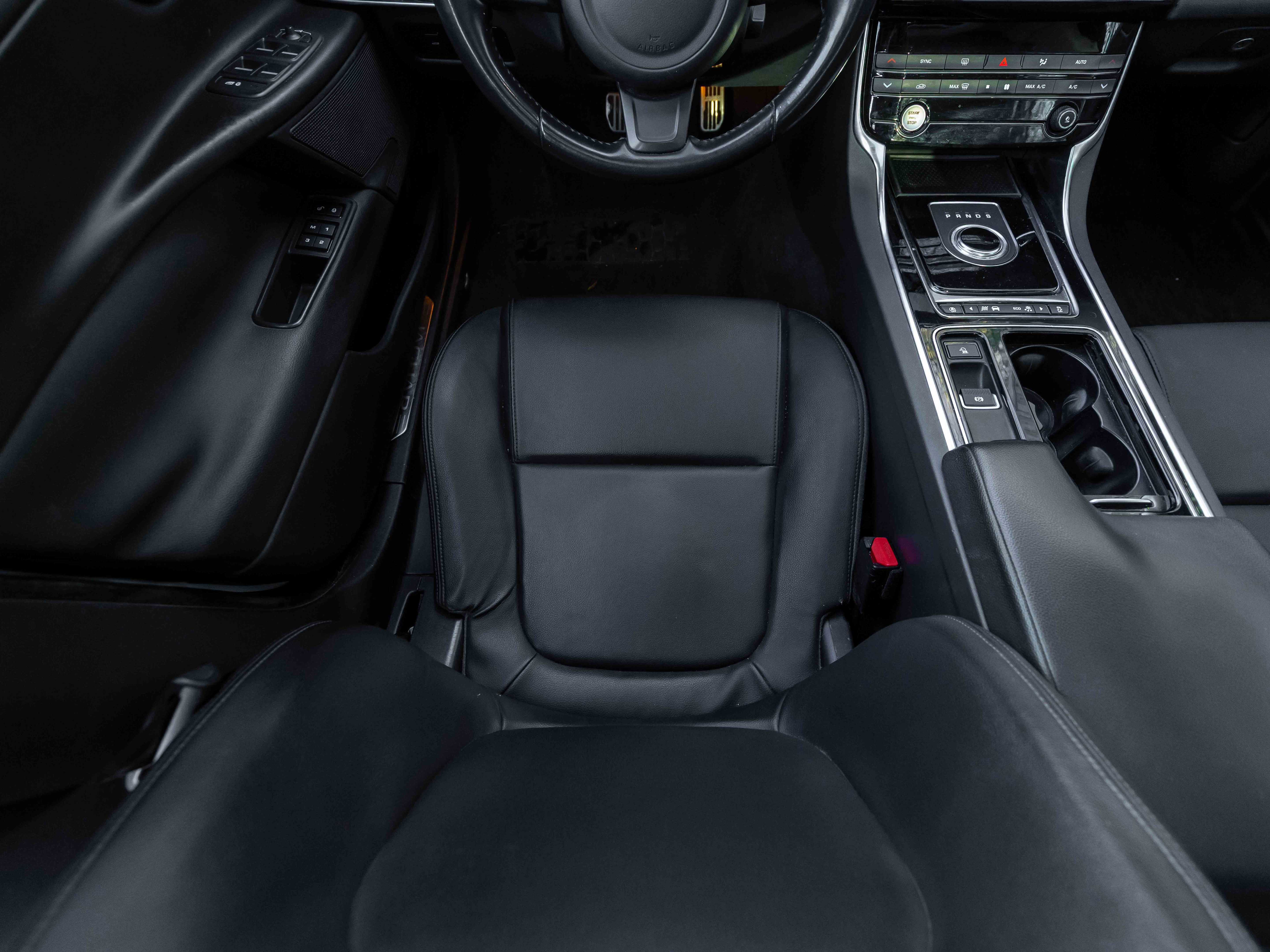 2019 Jaguar XE Premium