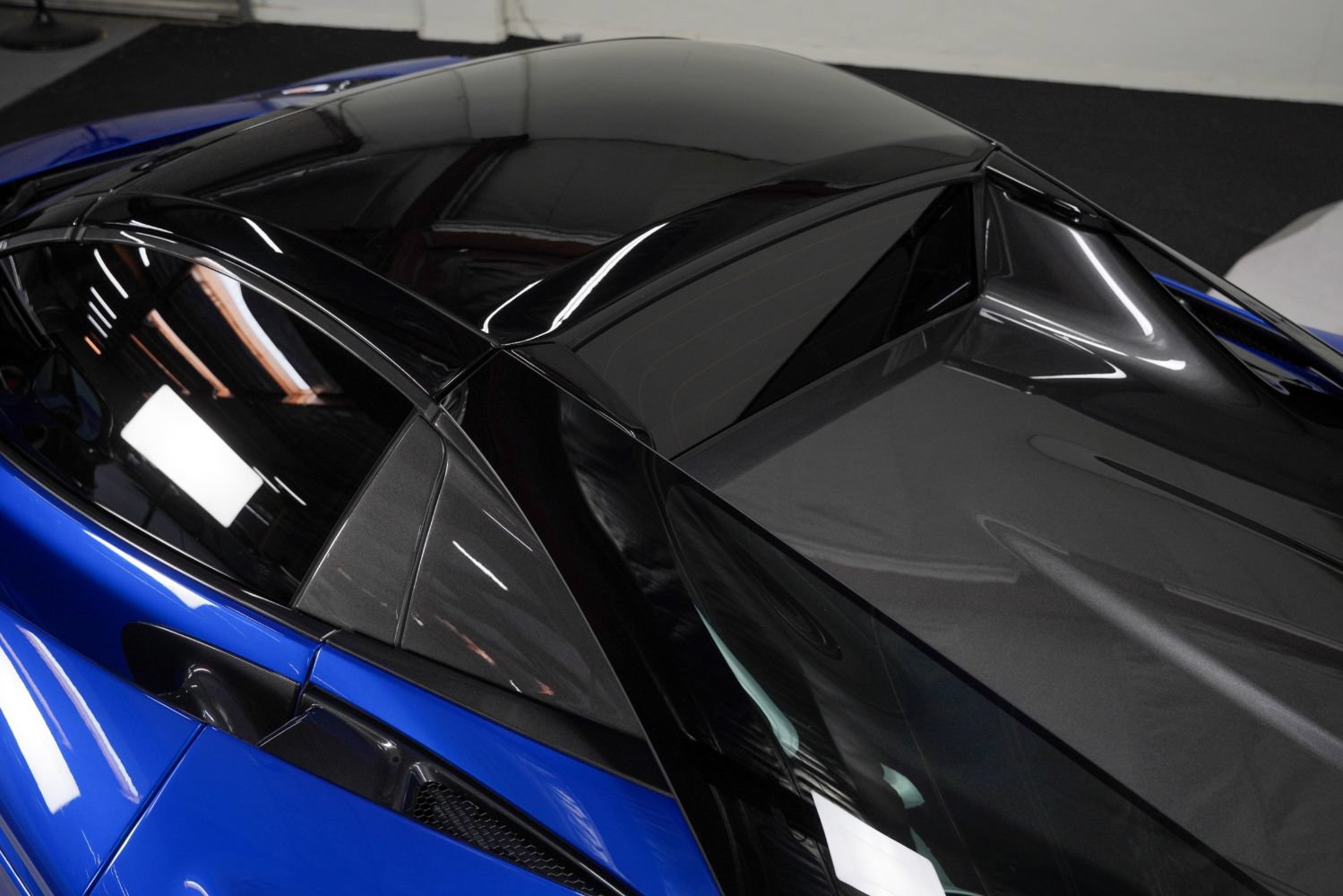 Used 2022 McLaren 765LT photo 28