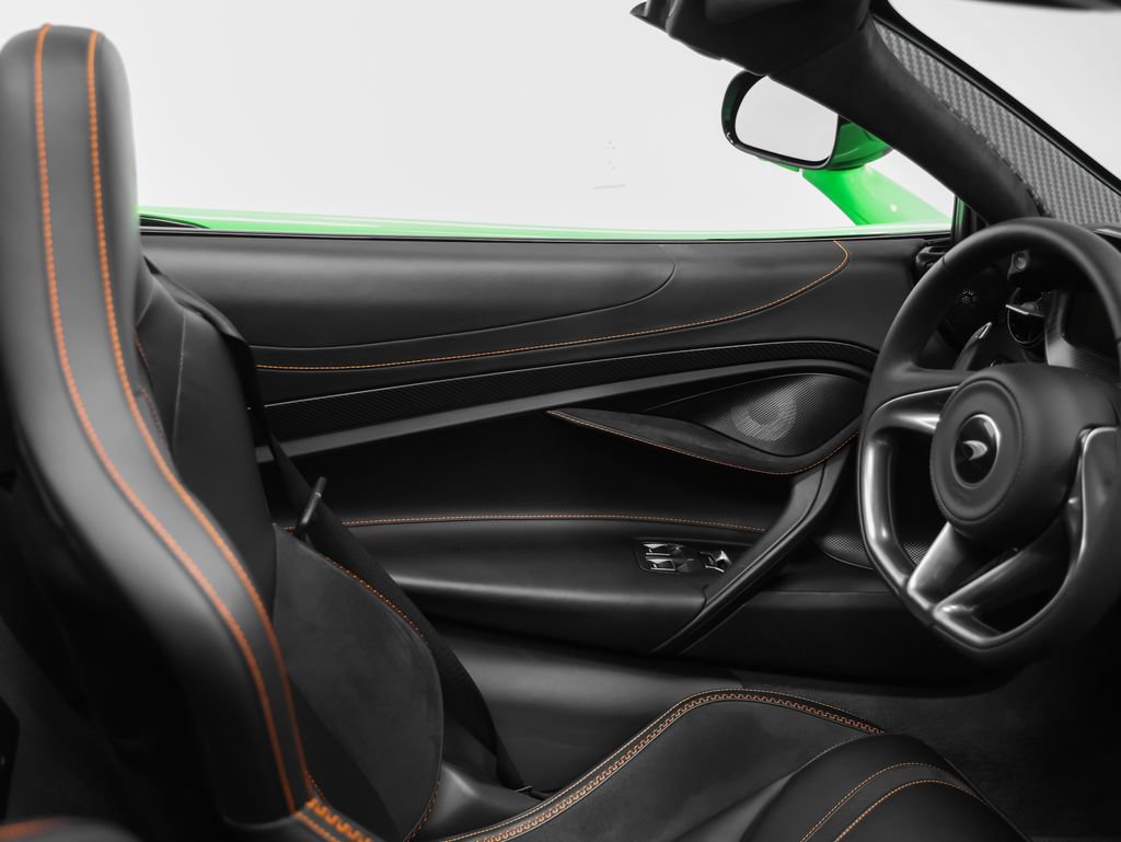 Used 2025 McLaren 750S Spider photo 60