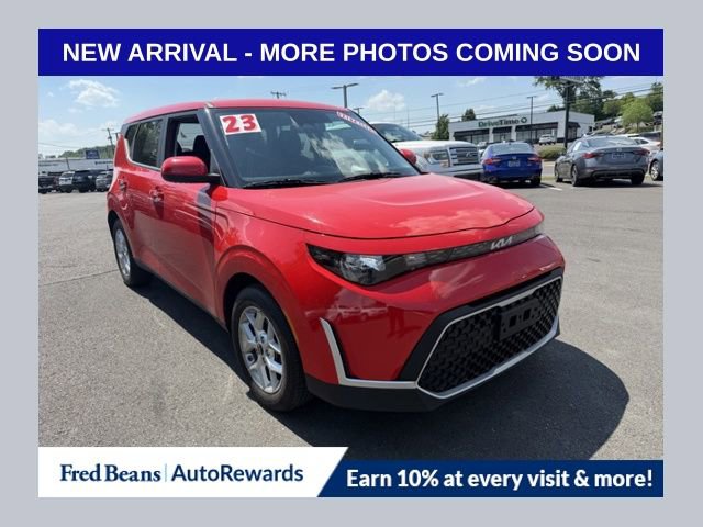 Used 2023 Kia Soul LX w/ LX Technology Package