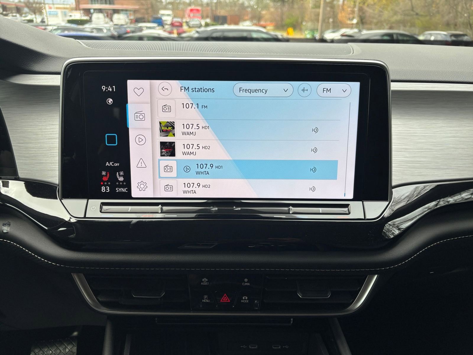 2025 Volkswagen Atlas Cross Sport SE