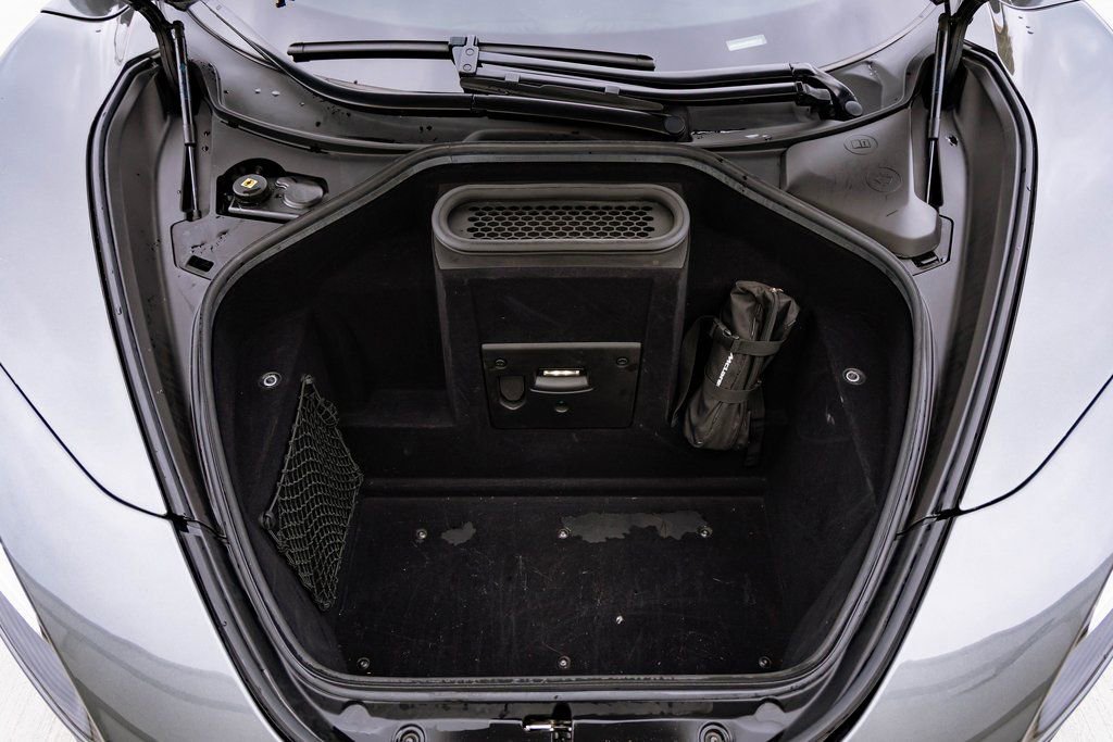 Used 2019 McLaren 720S Performance photo 22