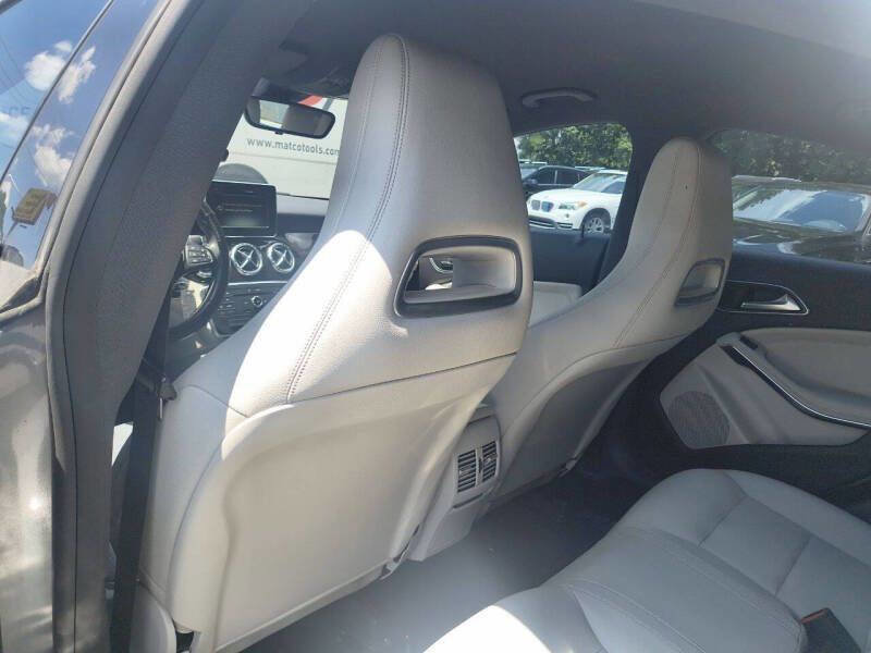 2015 Mercedes-Benz CLA 250