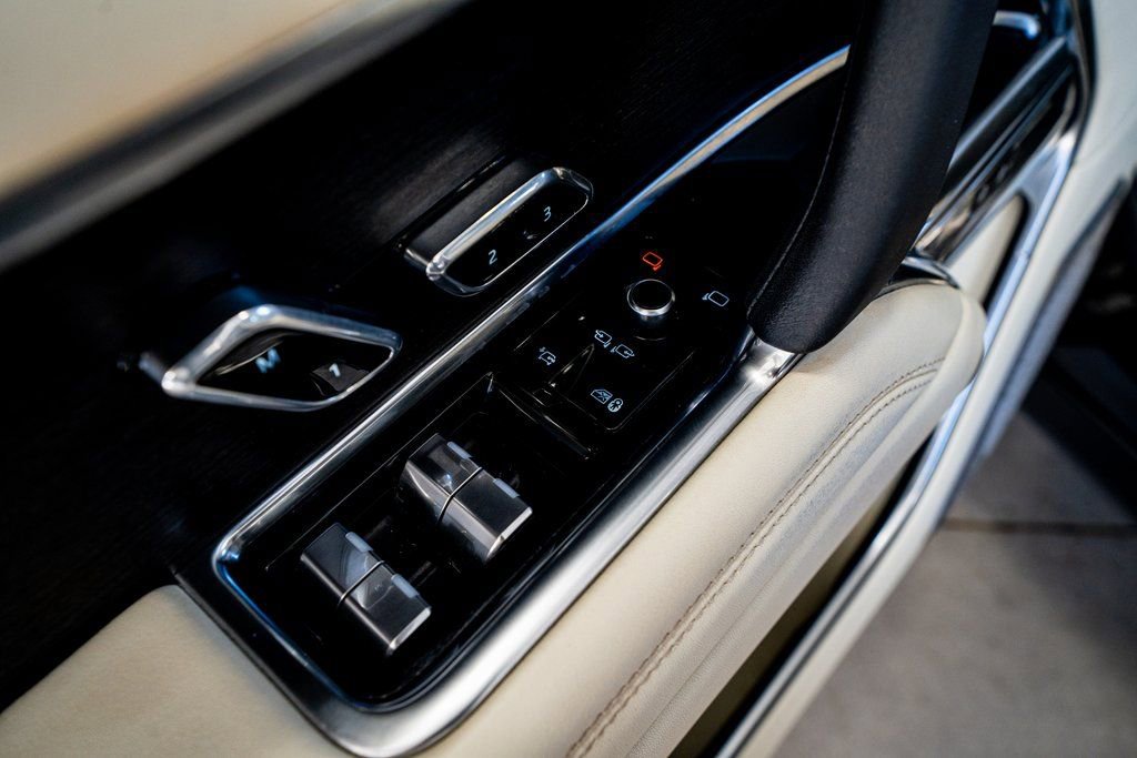 2024 Land Rover Range Rover Autobiography