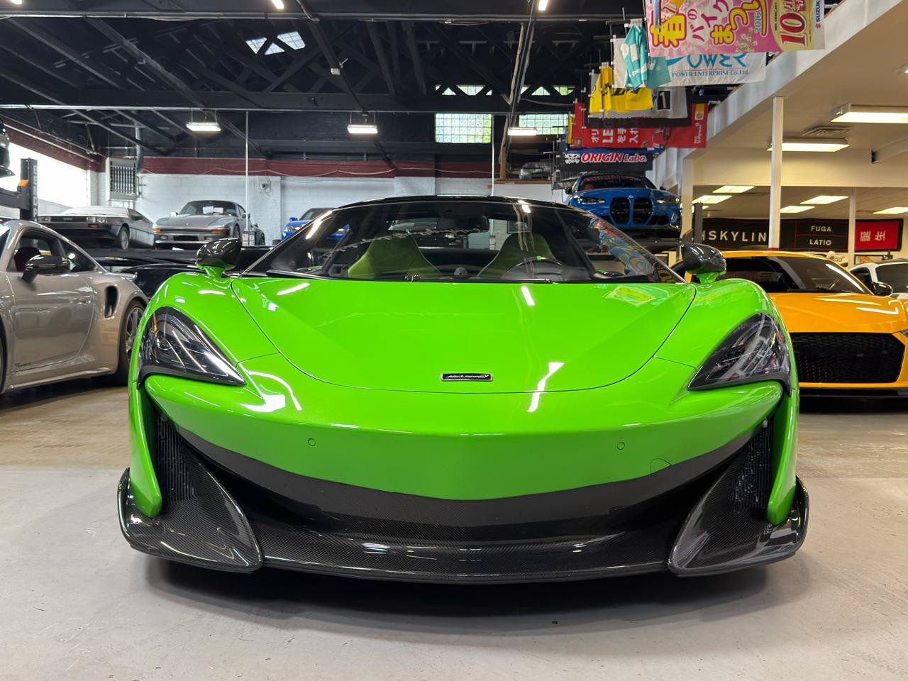 Used 2020 McLaren 600LT Spider photo 2