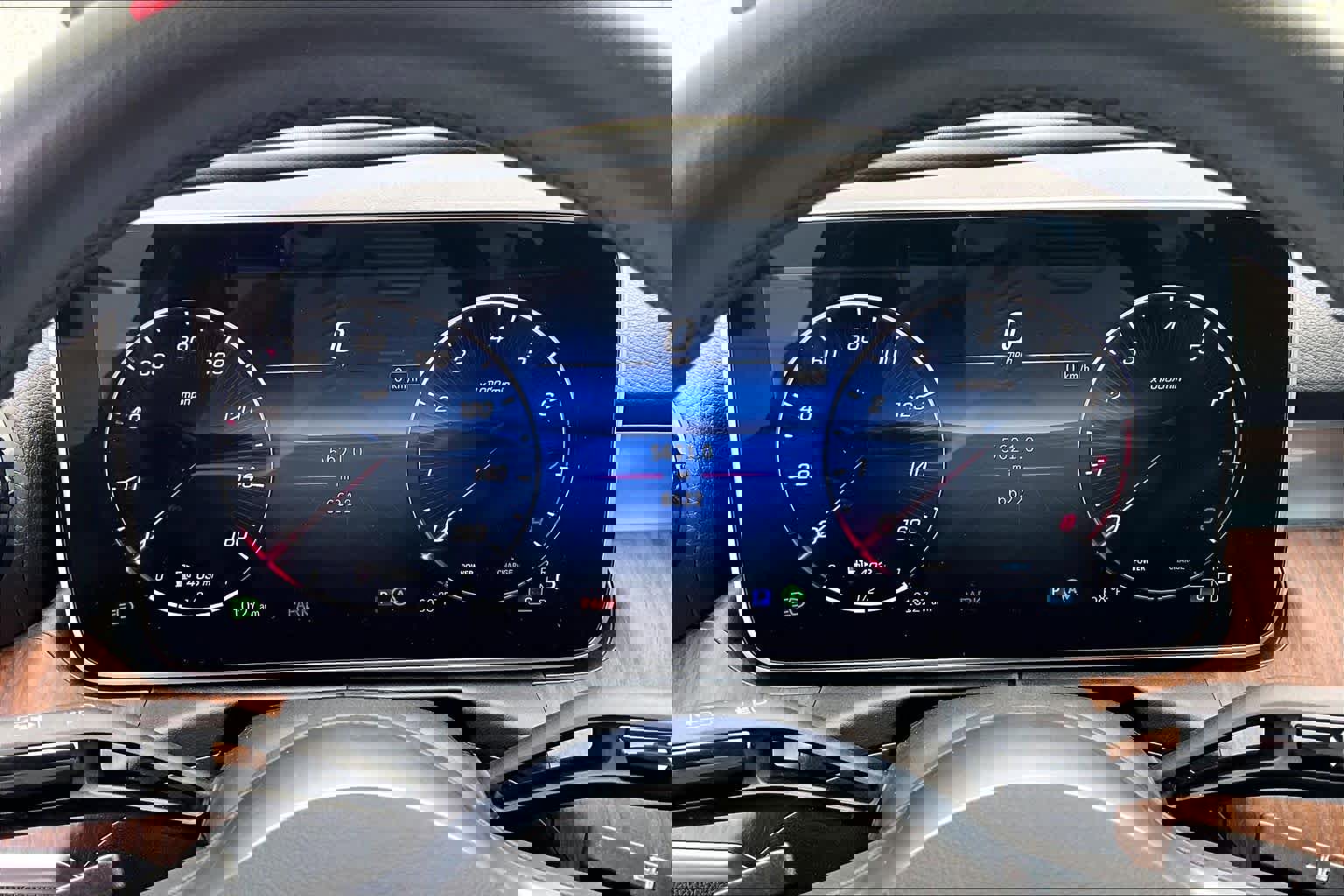 2025 Mercedes-Benz C 300 4MATIC Sedan