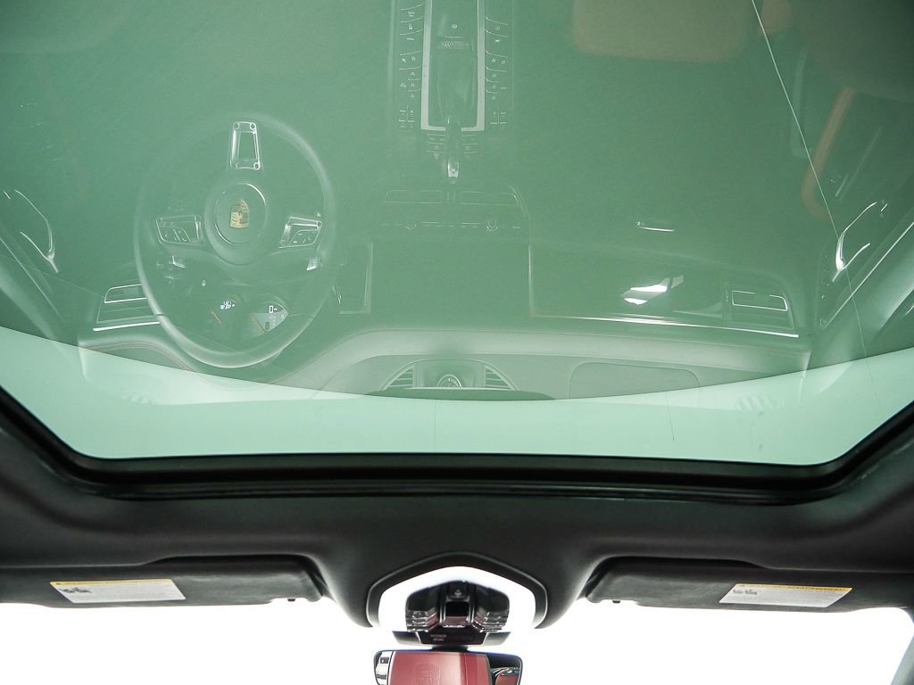 2021 Porsche Macan S