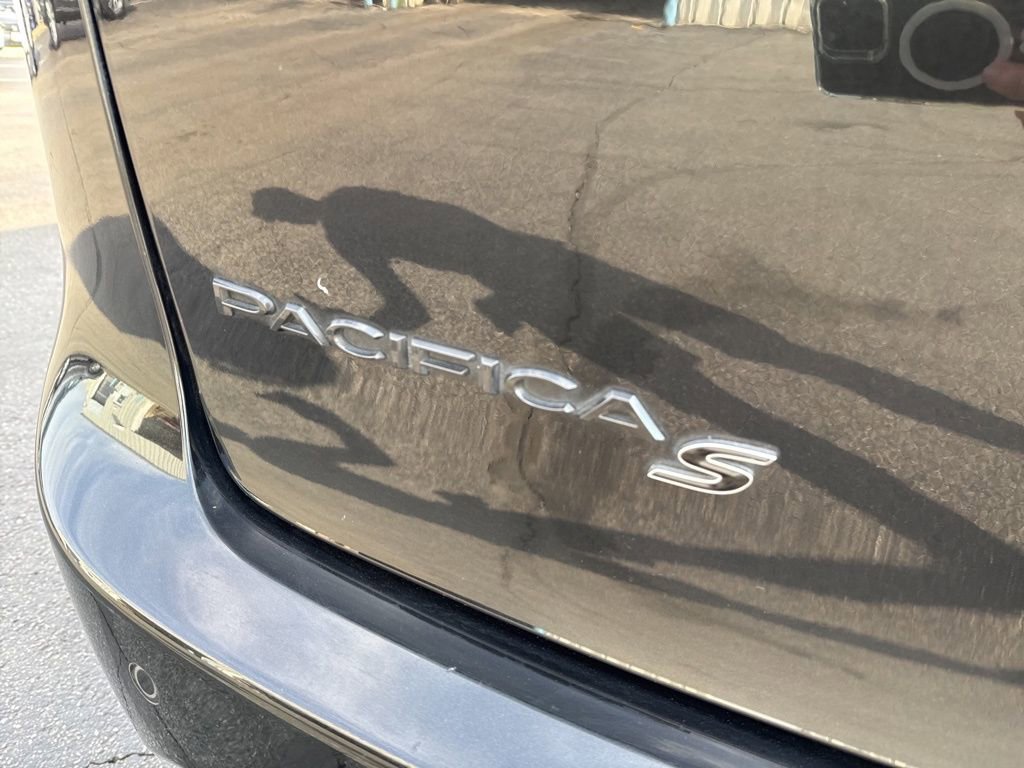2018 Chrysler Pacifica Touring Plus