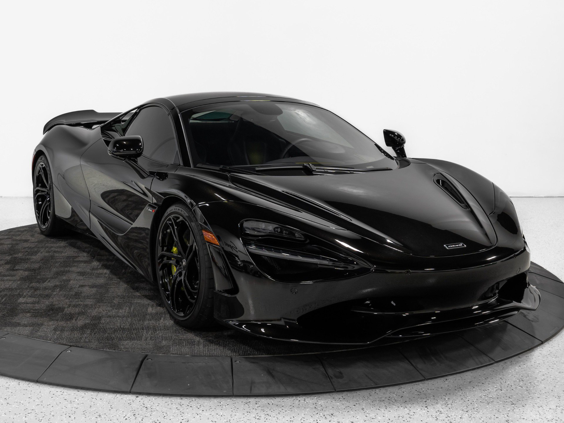 Used 2025 McLaren 750S Spider photo 29