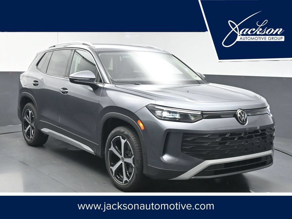 Certified 2025 Volkswagen Tiguan SE