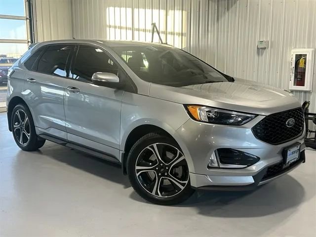Used 2022 Ford Edge ST