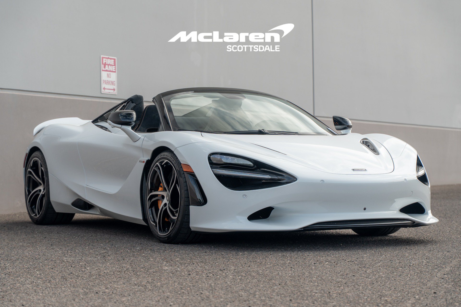 Used 2026 McLaren 750S Spider photo 9