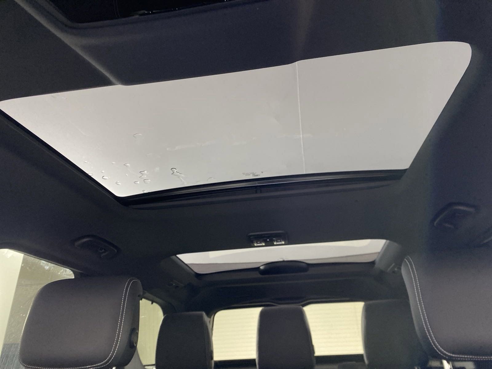 2025 Land Rover Discovery S