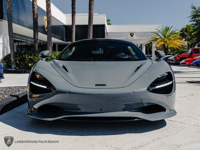 Used 2026 McLaren 750S photo 10
