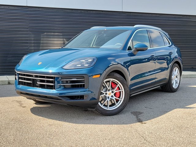 Certified 2025 Porsche Cayenne S
