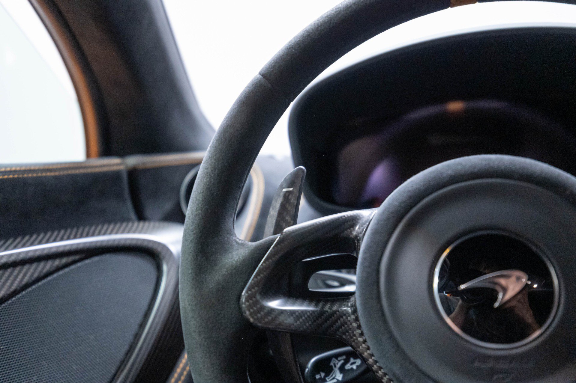 Used 2019 McLaren 600LT photo 12