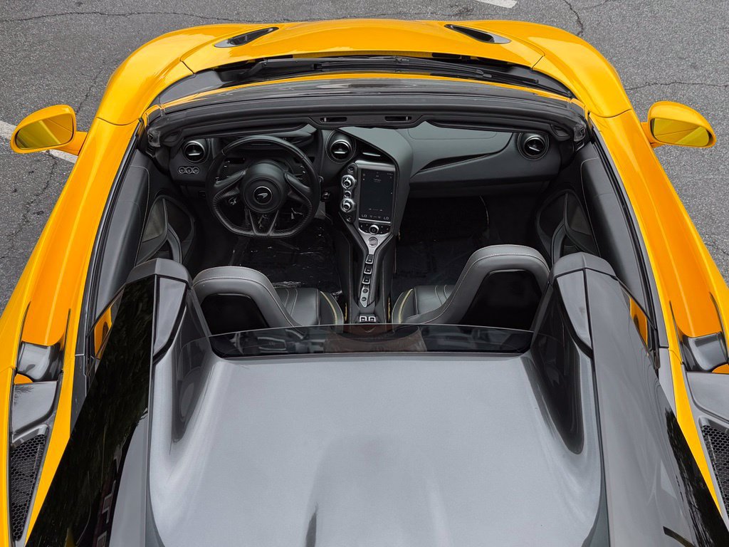 Used 2022 McLaren 720S Spider photo 28