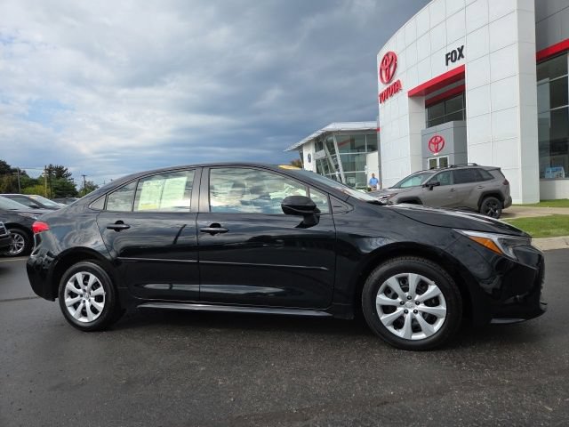 Used 2024 Toyota Corolla LE