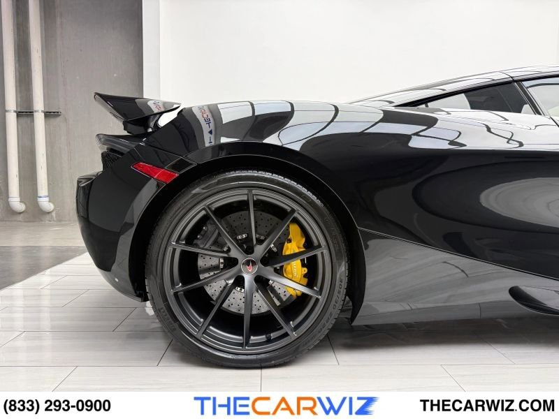 Used 2018 McLaren 720S Performance photo 31