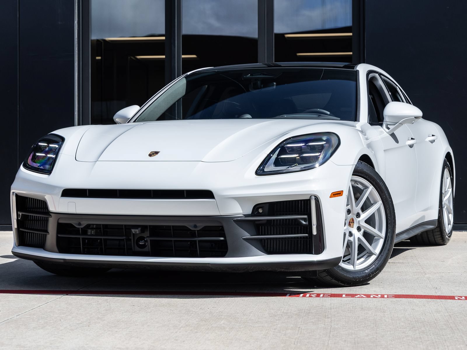 New 2026 Porsche Panamera 4