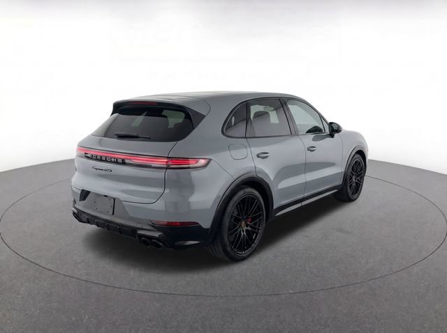 2025 Porsche Cayenne GTS