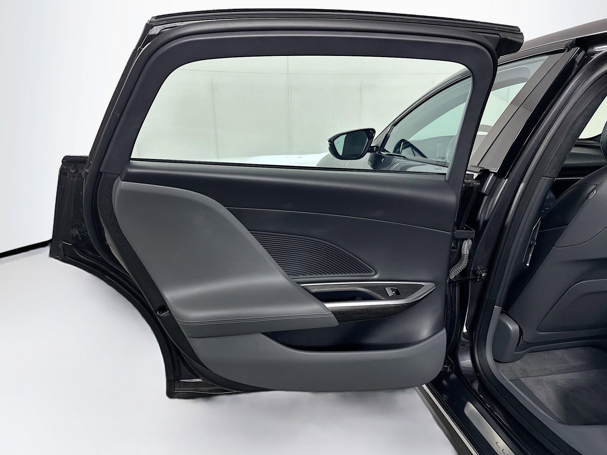 2024 Lucid Air Touring