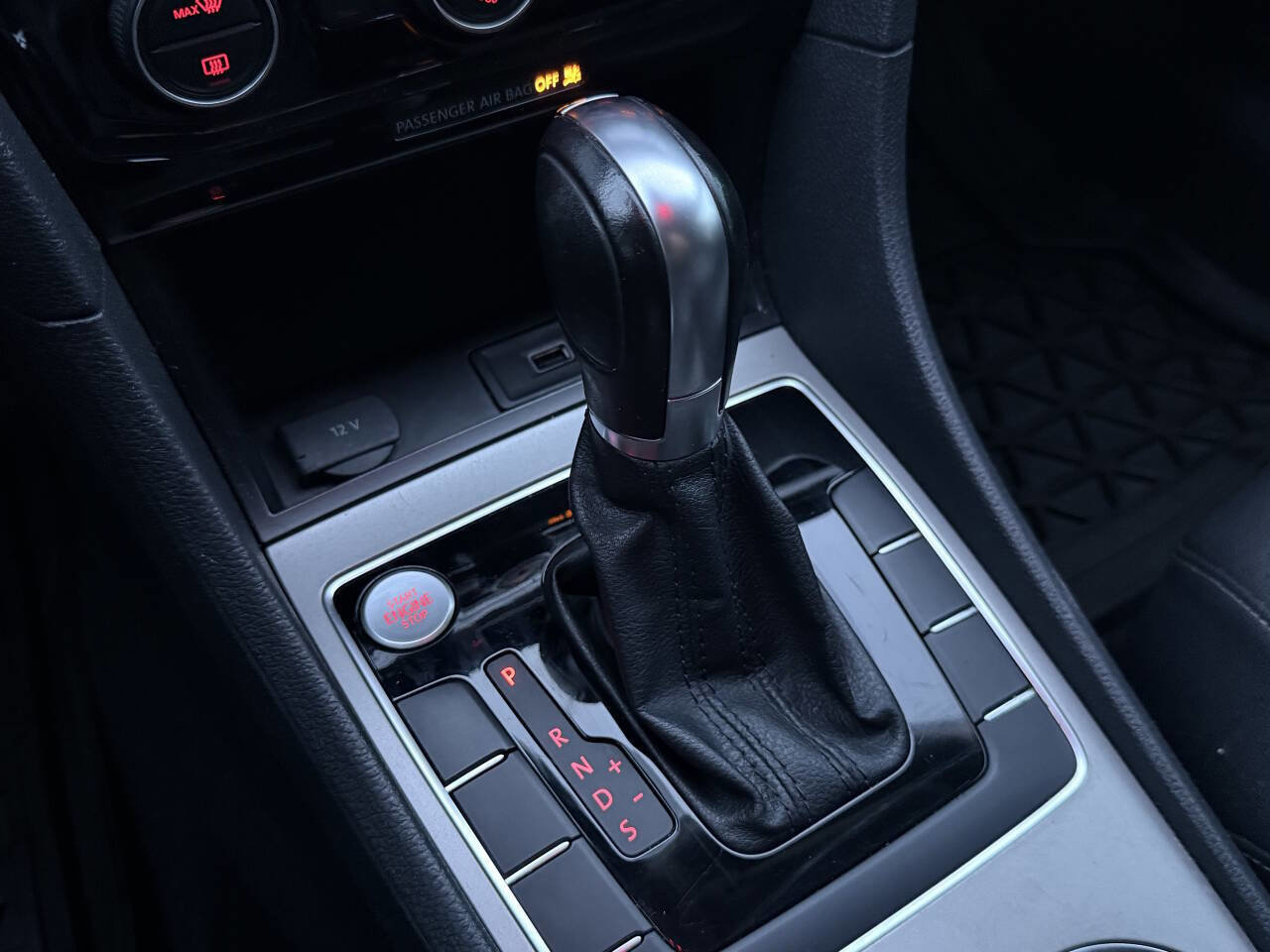 2020 Volkswagen Passat 2.0T SE