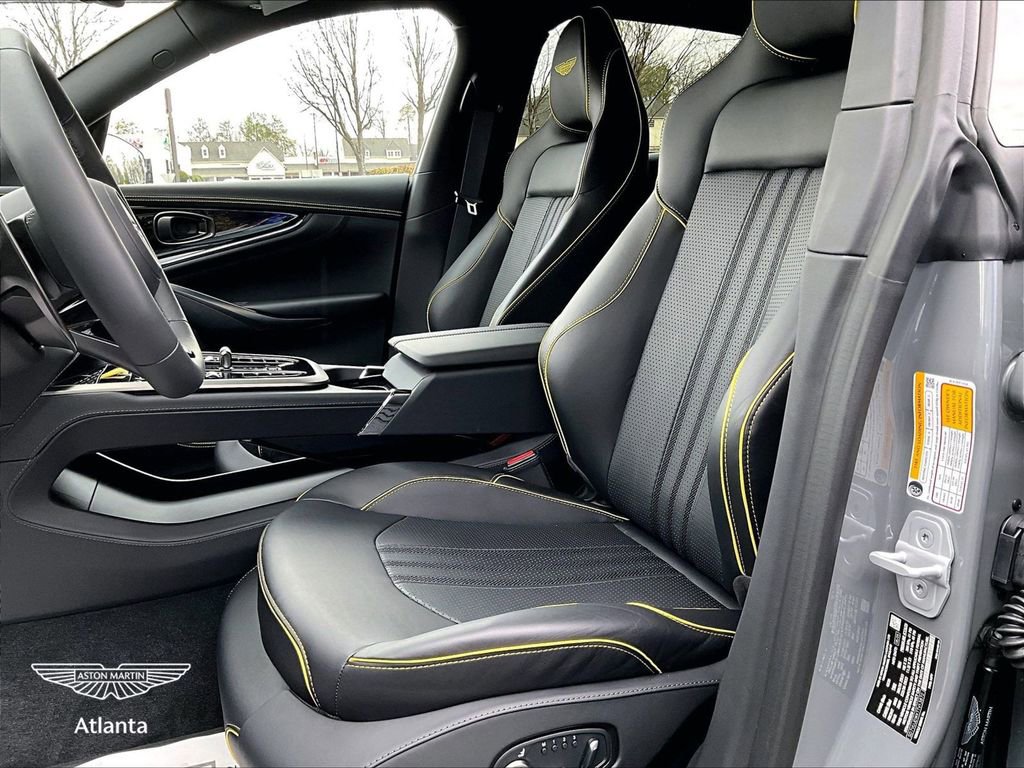 2026 Aston Martin DBX 707