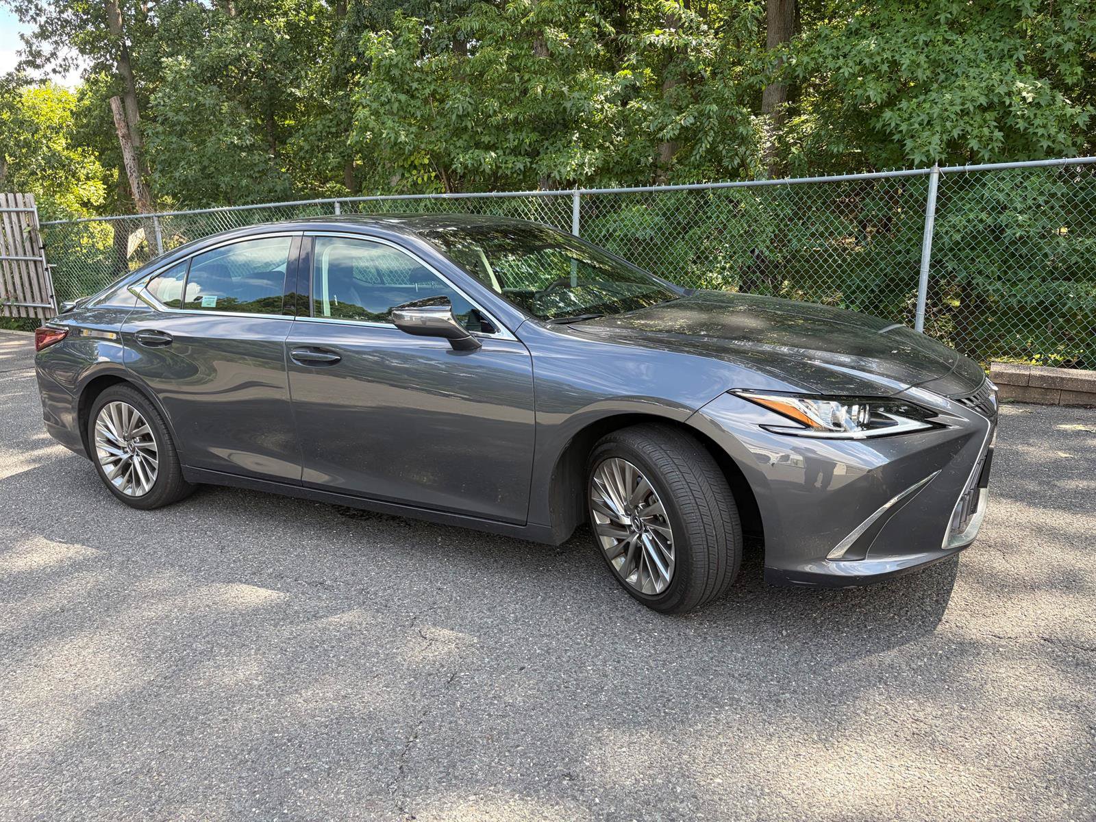 Used 2023 Lexus ES 300h w/ Accessory Package (Z2)
