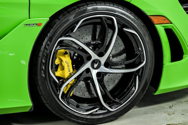 Used 2024 McLaren 750S Spider photo 16