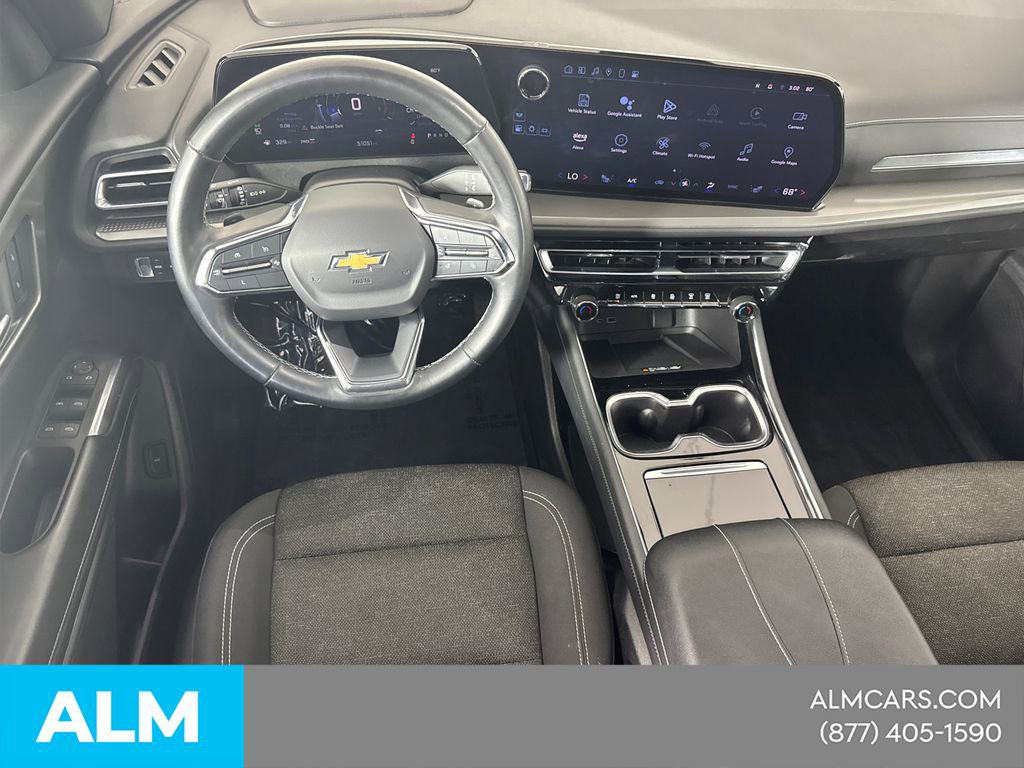 2024 Chevrolet Traverse LT