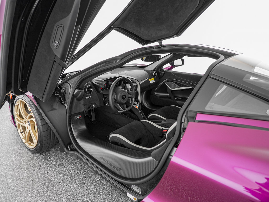 New 2027 McLaren 750S photo 12