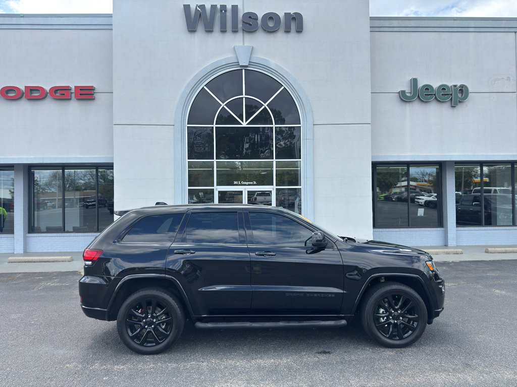 Used 2020 Jeep Grand Cherokee Altitude