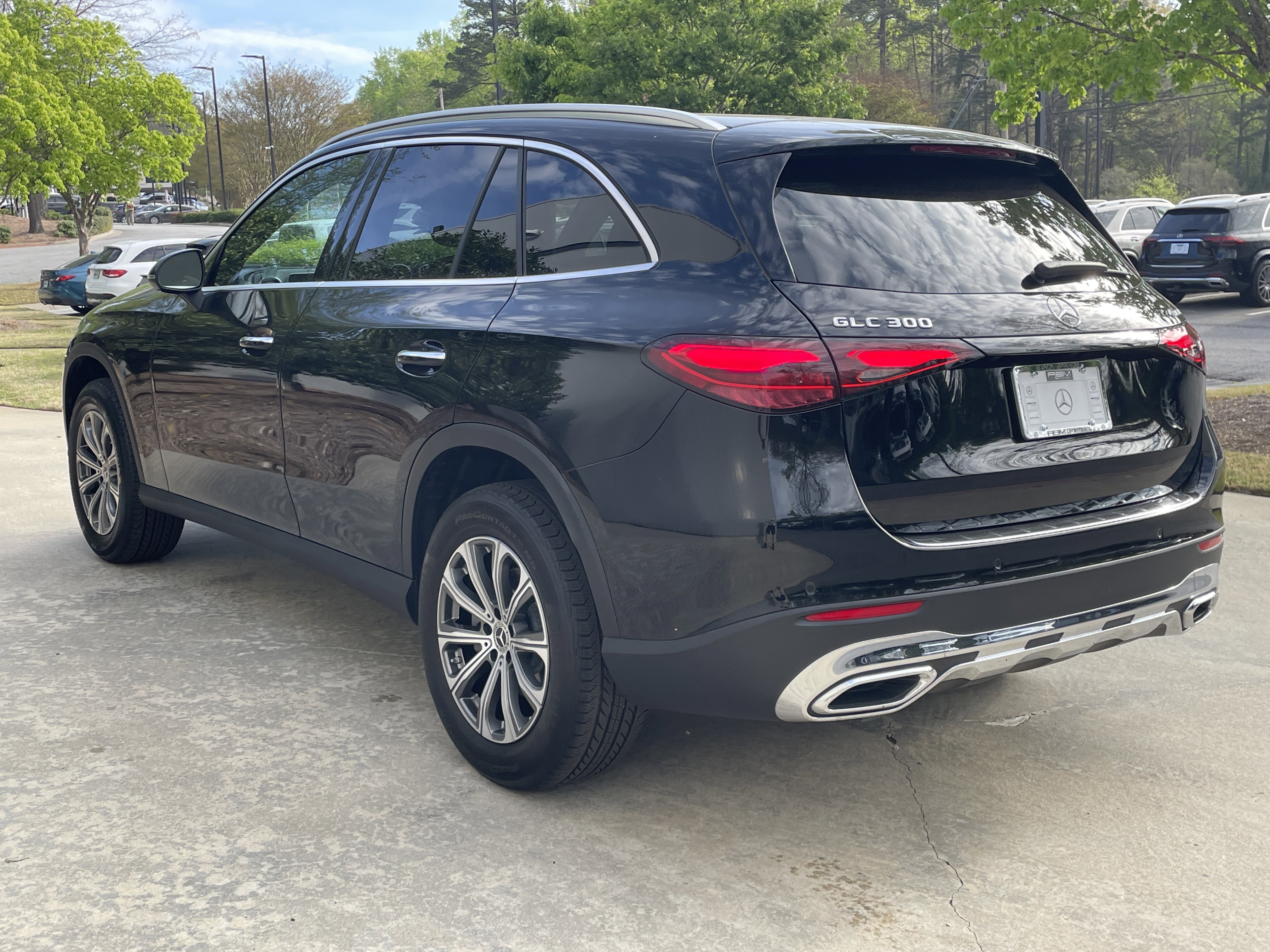 2025 Mercedes-Benz GLC 300 4MATIC