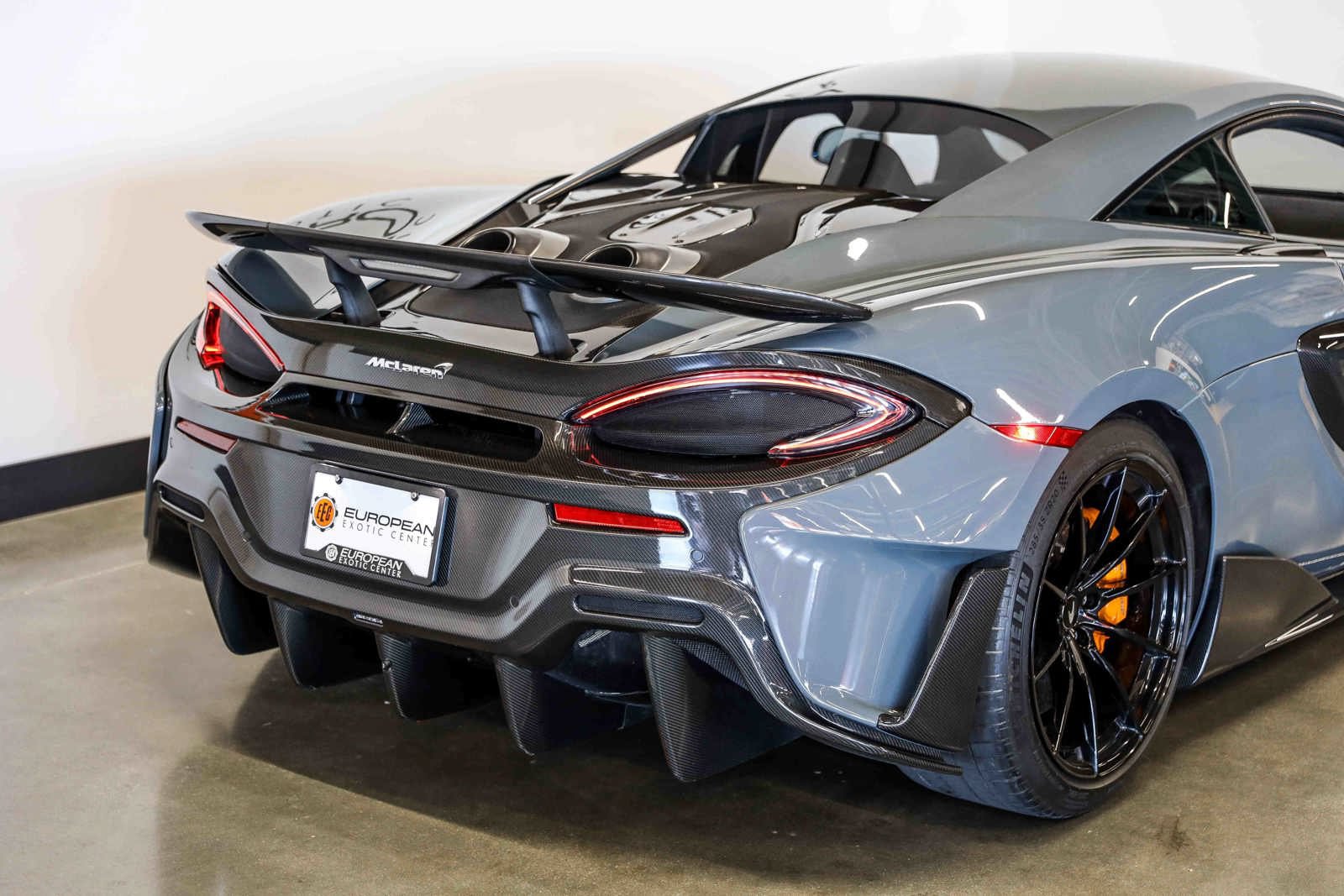 Used 2019 McLaren 600LT photo 25