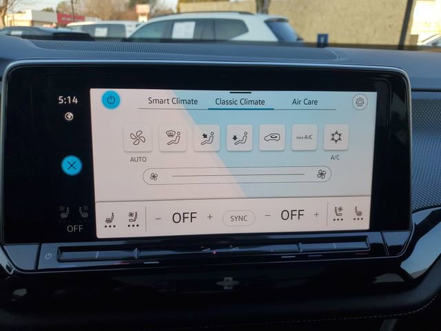 2026 Volkswagen Atlas Cross Sport SEL R-Line