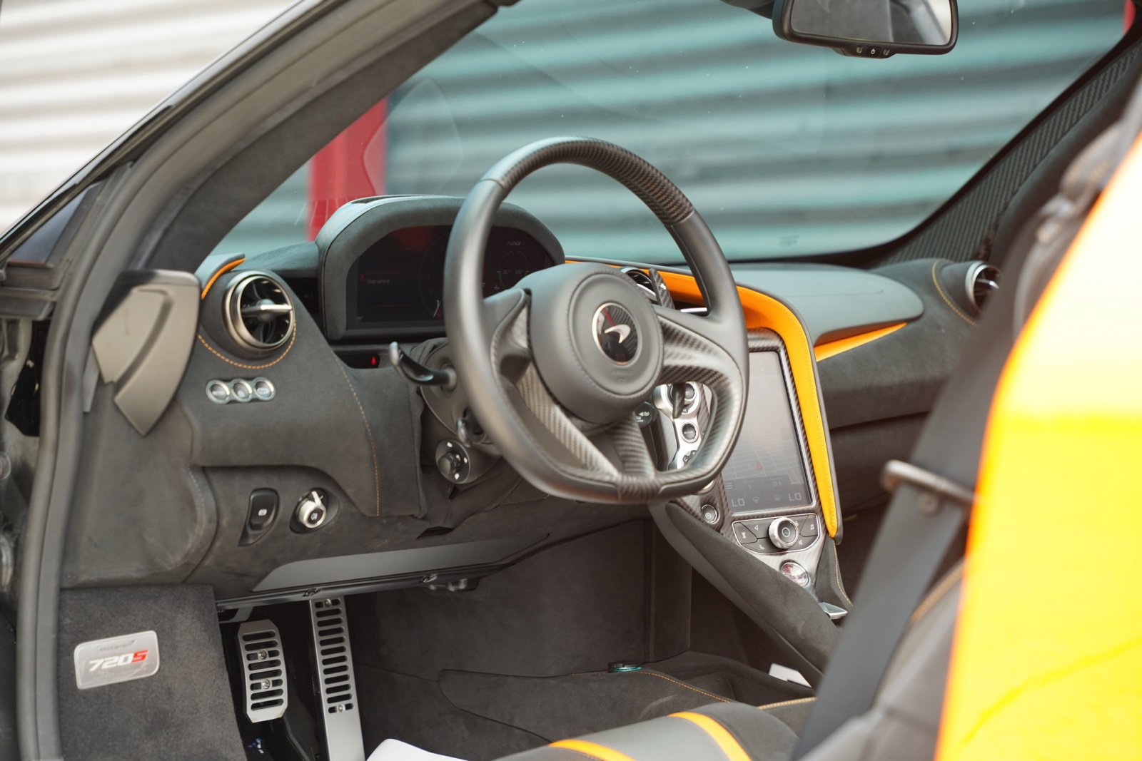 Used 2022 McLaren 720S Performance photo 24
