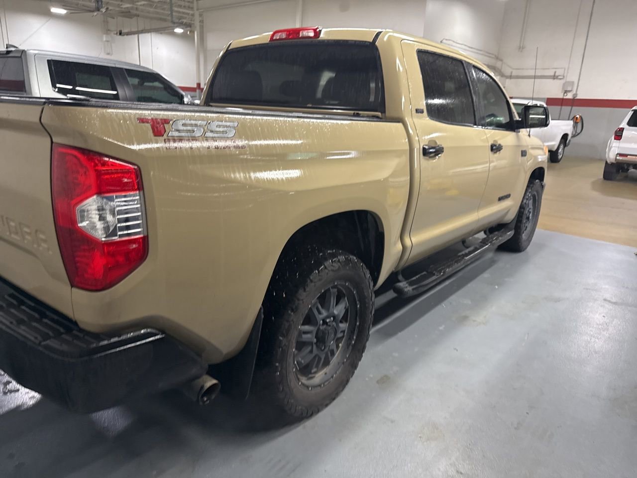 2017 Toyota Tundra SR5