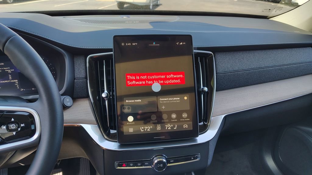 2026 Volvo Xc90 B6 Plus