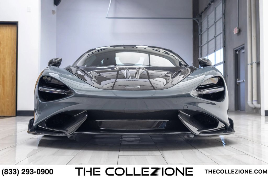 Used 2021 McLaren 765LT photo 11