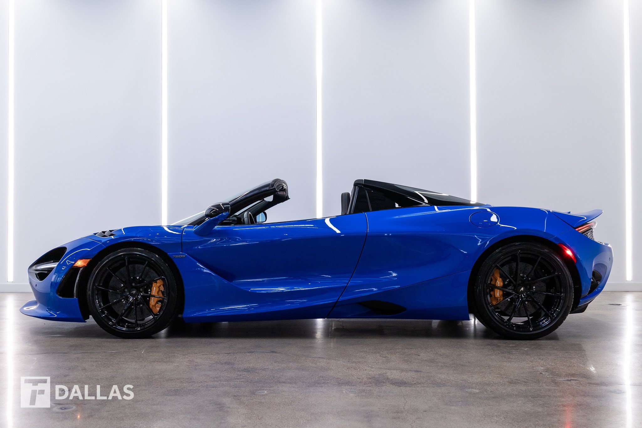 Used 2027 McLaren 750S Spider 1