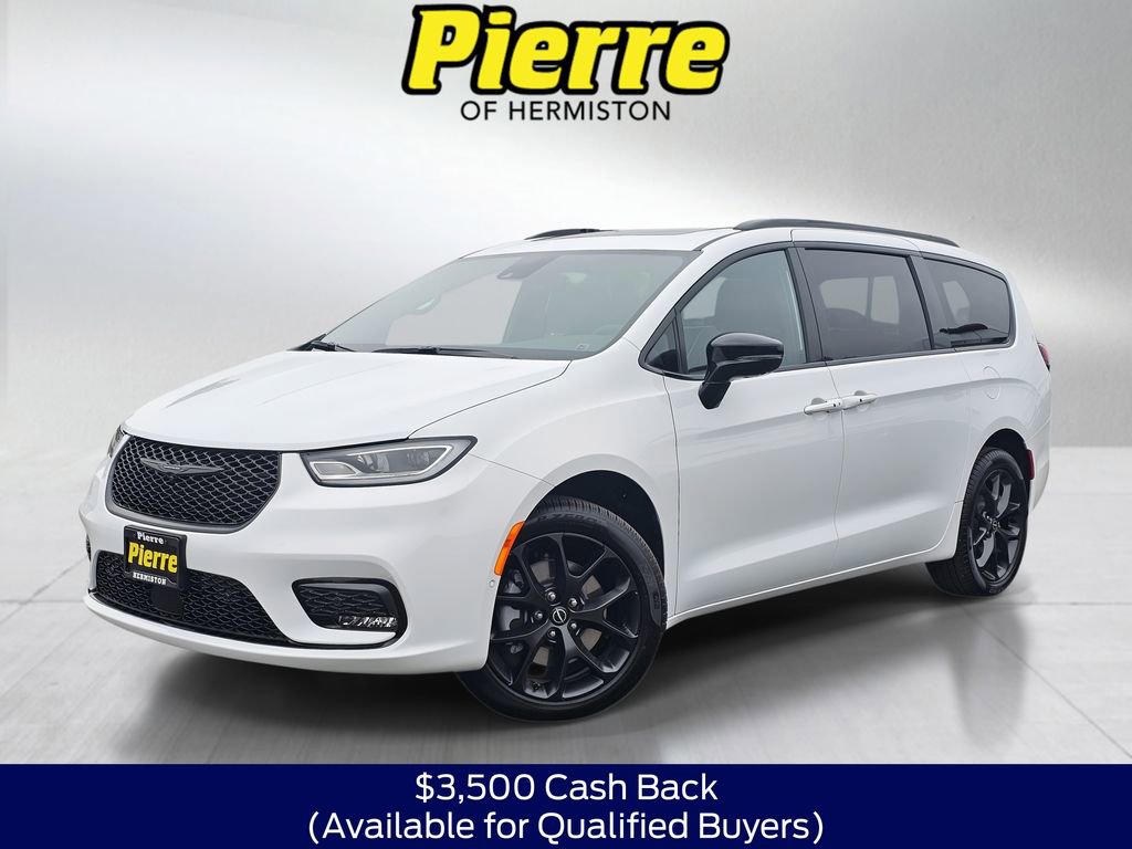 New 2026 Chrysler Pacifica Limited w/ S Appearance Package