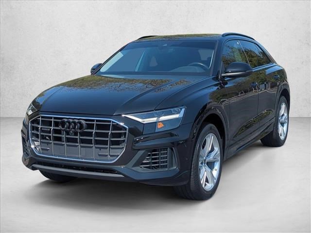 2022 Audi Q8 Premium
