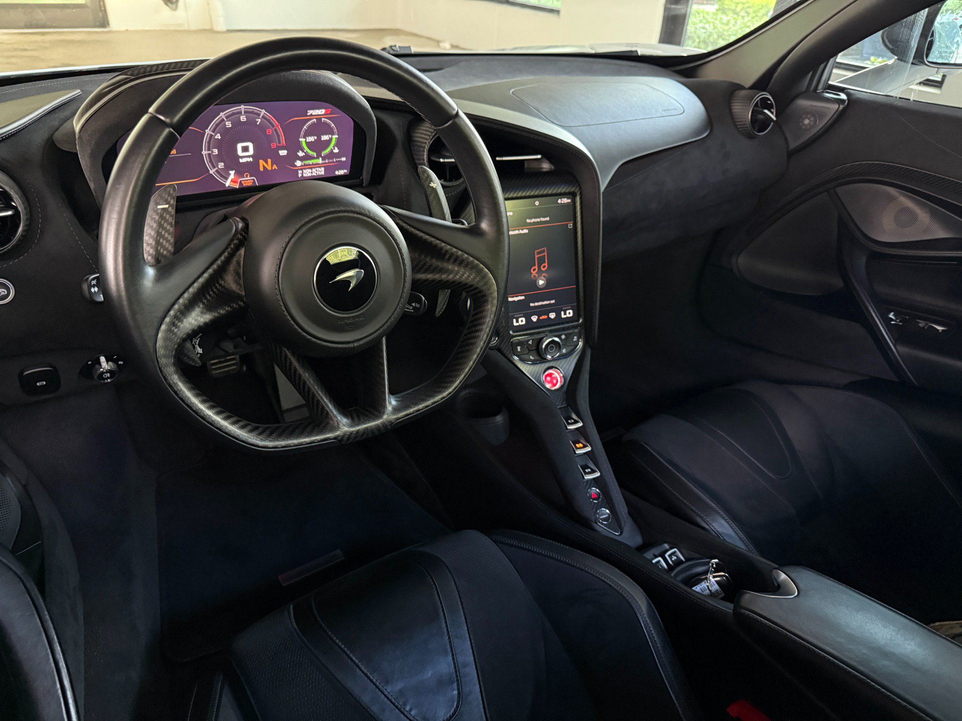 Used 2020 McLaren 720S Luxury photo 36